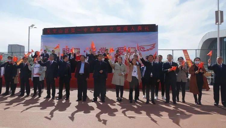 为何要在深海中放置电缆,就不怕被船只或潜艇刮到吗?
